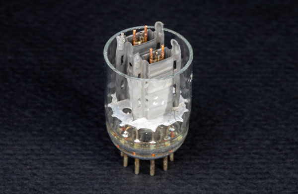 Cross section through the 12AX7 vacuum tube