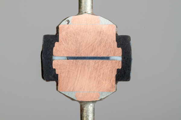 Cross section through a power diode (Outtake)